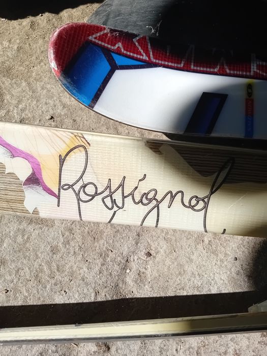 Schiuri Rossignol, aproape noi, 165 cm.