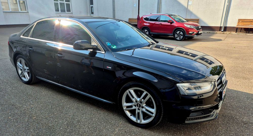 Audi A4 S-Line full