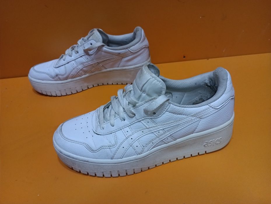Asics Japan N 40 кожени
