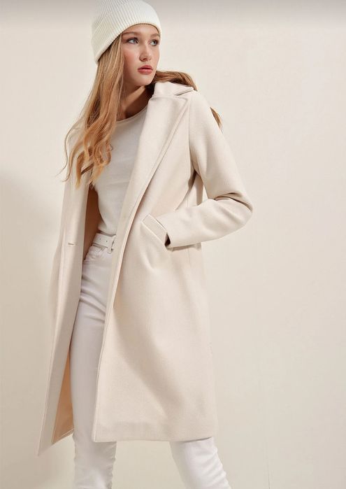 Дамско елегантно палто. Различни цветове.