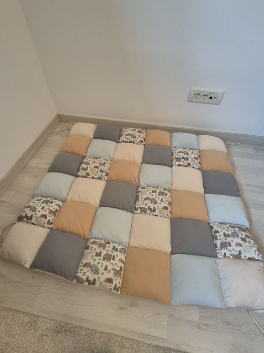 Cort teepee Mami&Leah