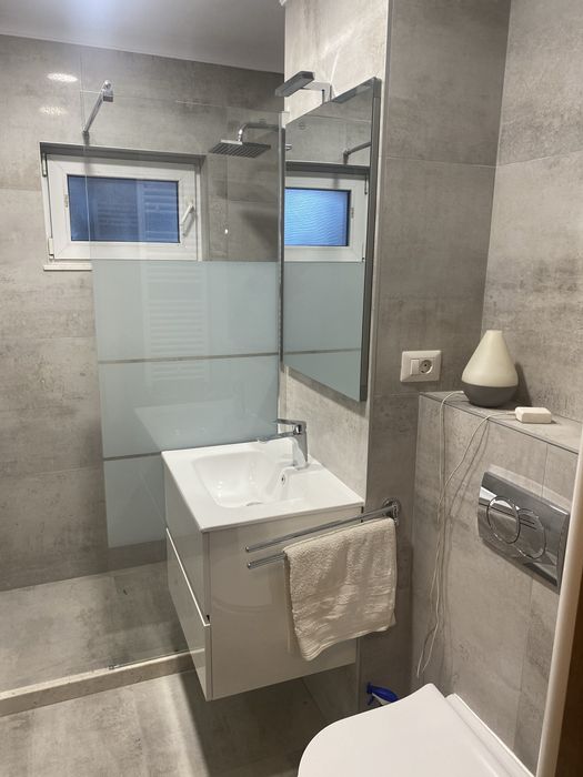 Inchiriez aparmant 2 camere