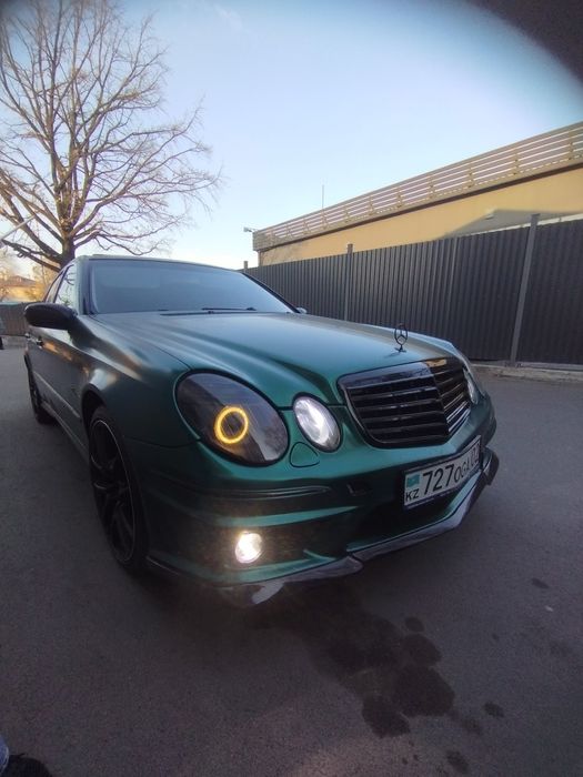 Бампер Мерседес W 211 под 6,3 AMG