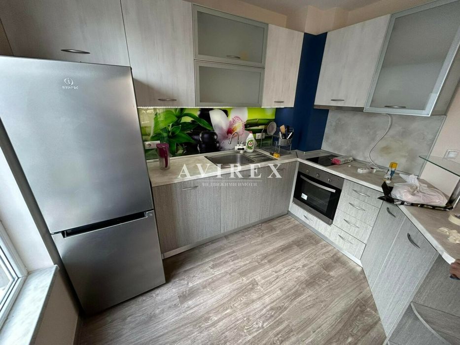 Дава се под наем Двустаен апартамент в Пловдив, Тракия - 70 кв.м за 433.5 € - Снимка #2