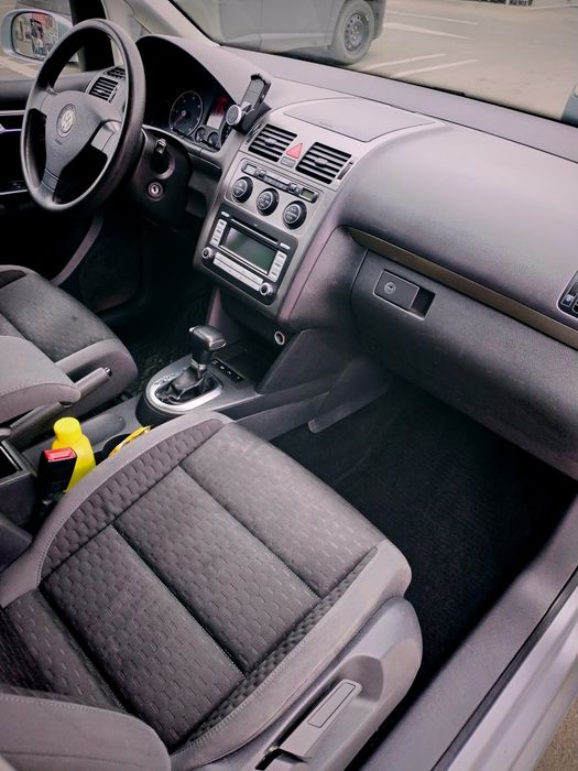 VW Touran DSG 1.9 TDI / Webasto / Park Assist / Xenon / ITP nou / 2007