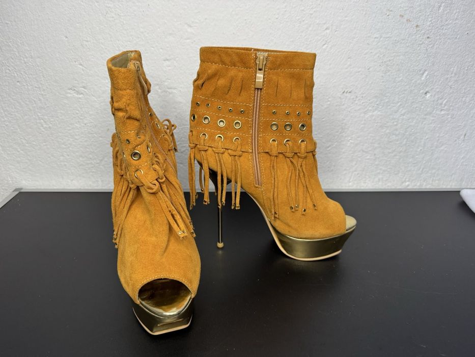 Летни боти с висок ток