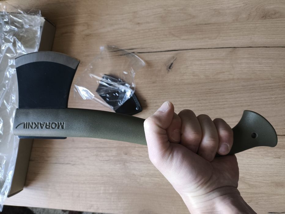 Топор фирмы Morakniv