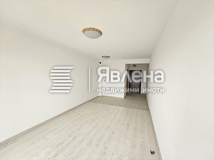 Продава се Едностаен апартамент в с. Шкорпиловци, Област Варна - 38 кв.м за 895 €/кв.м - Снимка #7