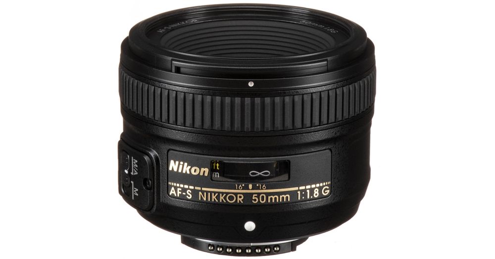 Объектив Nikon 50 mm