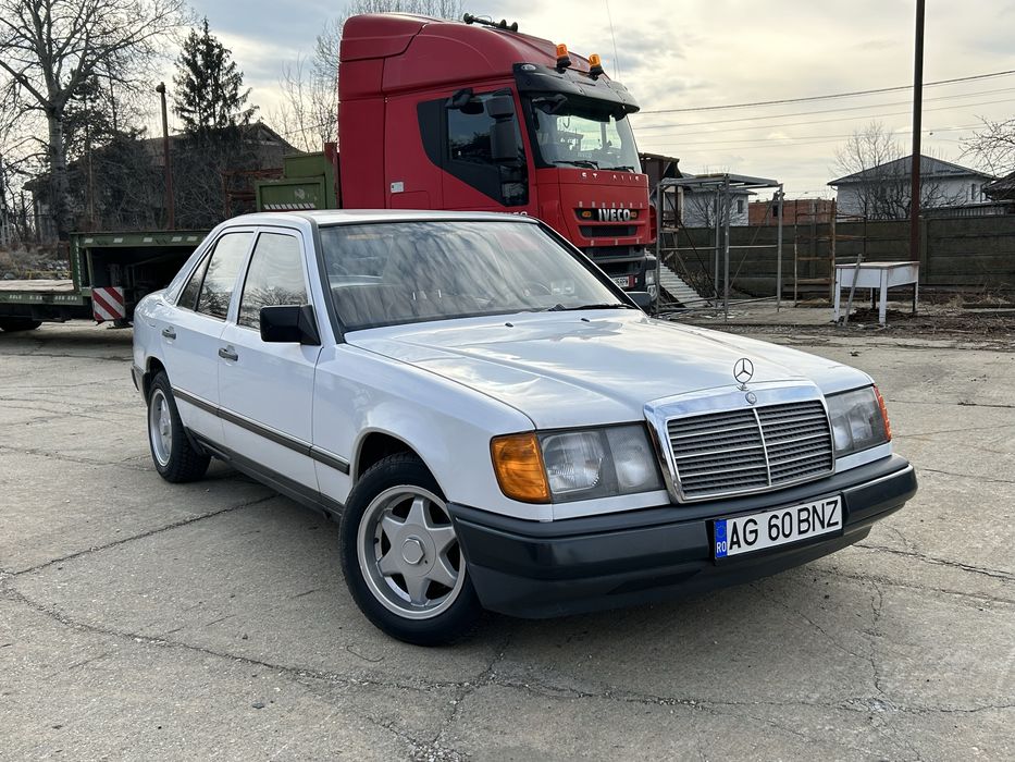 Mercedes-Benz W124 Vehicul Istoric