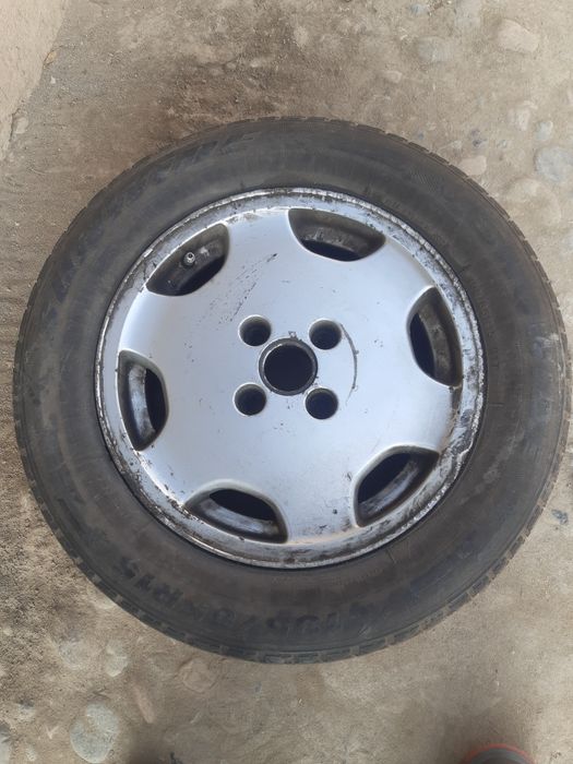 Продаётся запаска на ауди 80