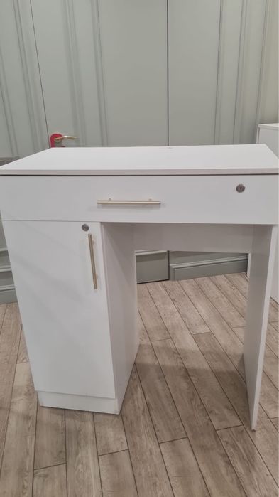 Стол бу 7 шт есть Астана