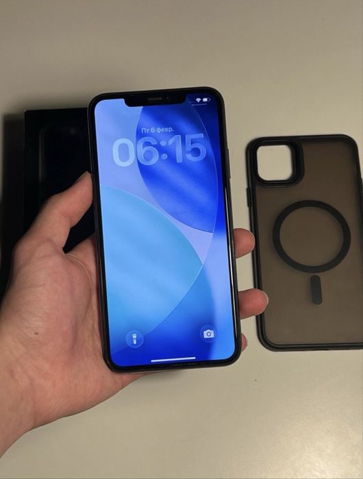 Iphone 11 pro max 64GB 74%