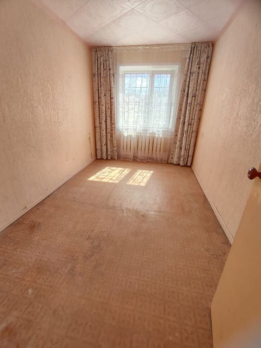 Продам 2 комн квар. 6-41, 1 этаж.