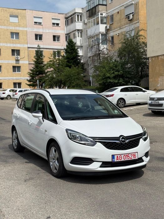 Opel Zafira C Facelift 7 Locuri / înmatriculat