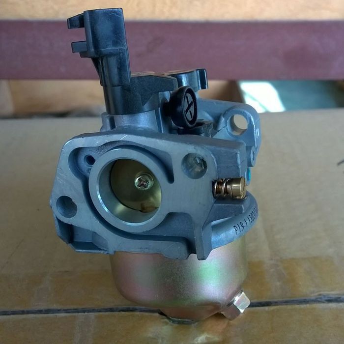 Карбюратор на генератор(движок) 3-4 кВт.