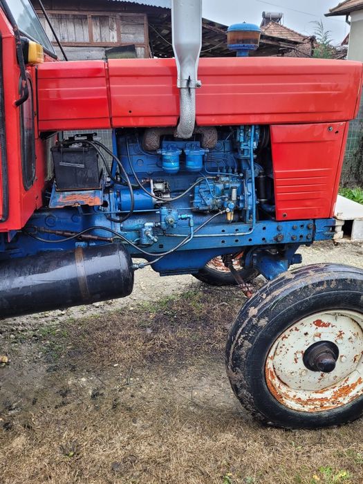 Tractor U650  cu troliu pe aer de vanzare