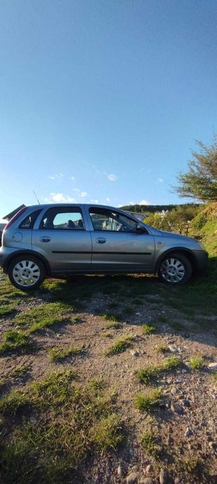 Vând OPEL CORSA (diesel)