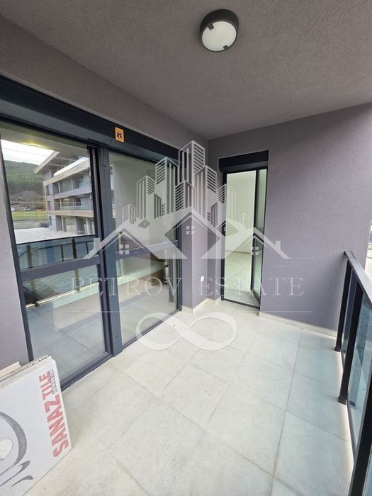 Продава се Двустаен апартамент в Велинград - 76 кв.м за 722 €/кв.м - Снимка #8