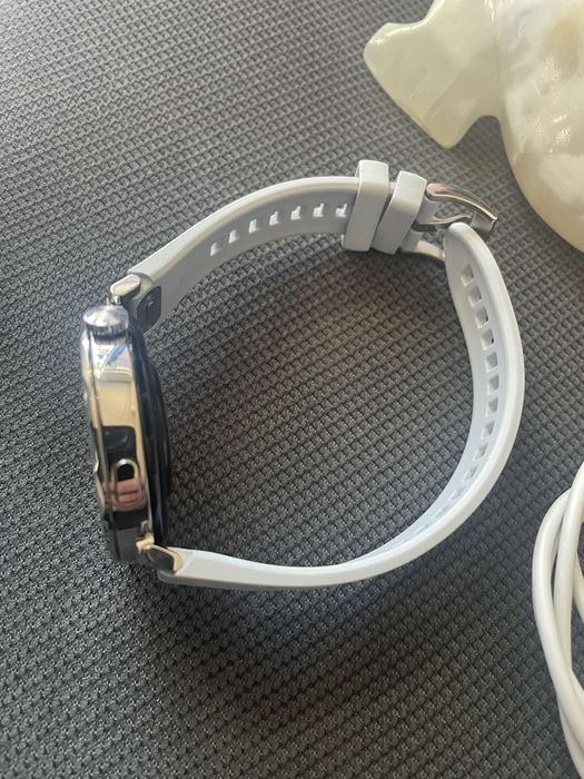 Смарт часовник Huawei watch gt 5