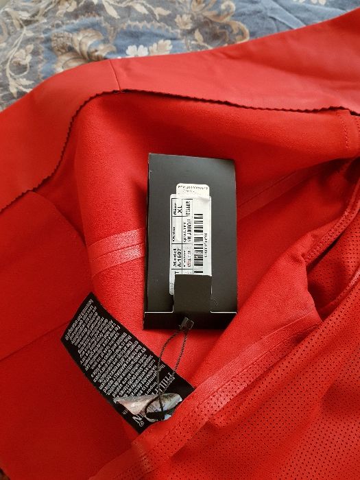 Срочно! Продам кожаный суртюк Philipp Plein