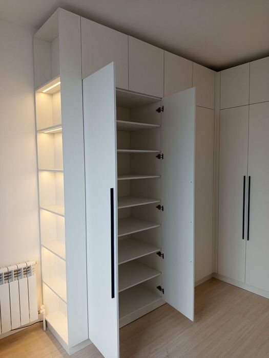 Шкаф на заказ в рассрочку: воплотите мечту об идеальном хранении!

Соз