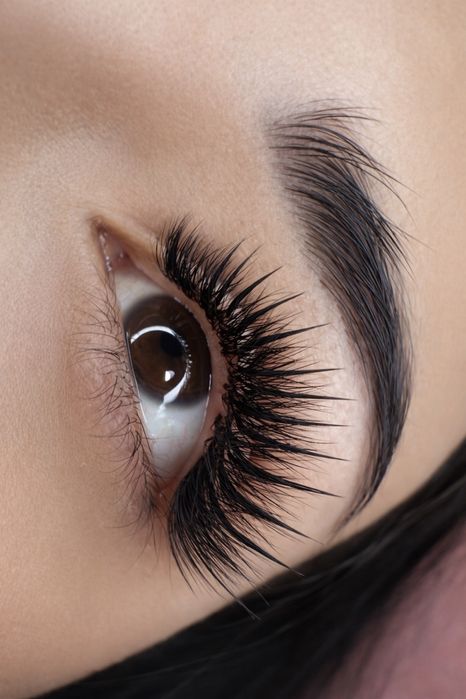 Наращивание ресниц проффессиональное , от 5500