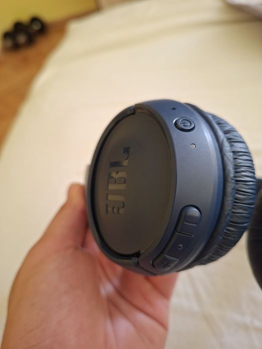 JBL TUNE 520BT – Bluetooth слушалки