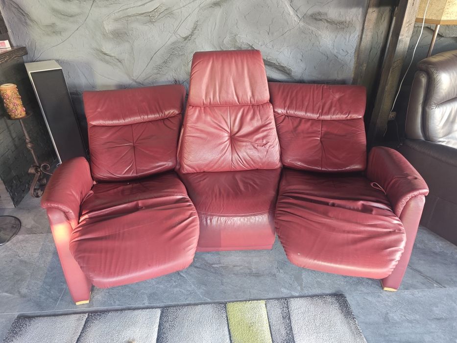 Vând canapele de piele extensibile CINEMA