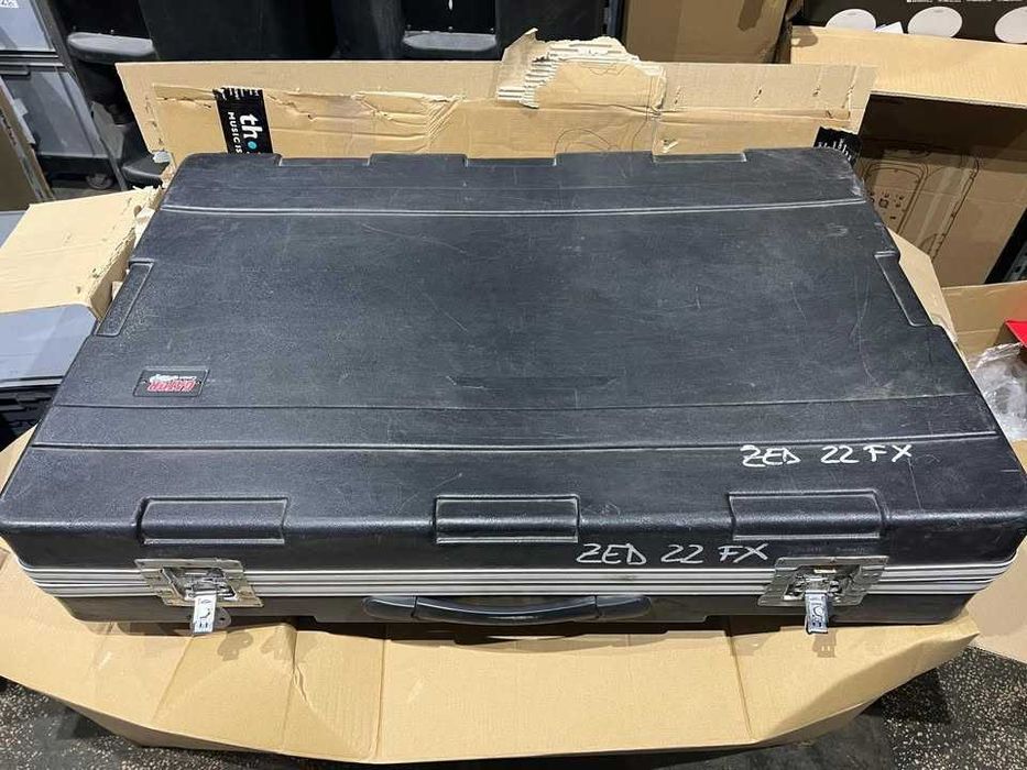 Mixer 22 canale Allen & Heath ZED 22FX