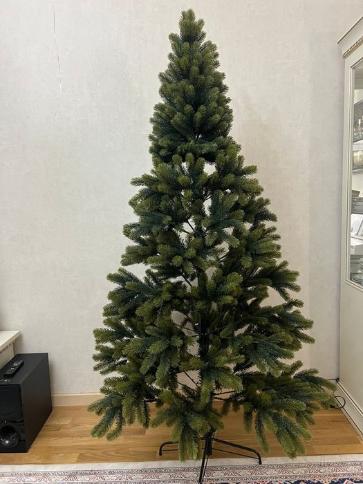 Ёлка искусственная