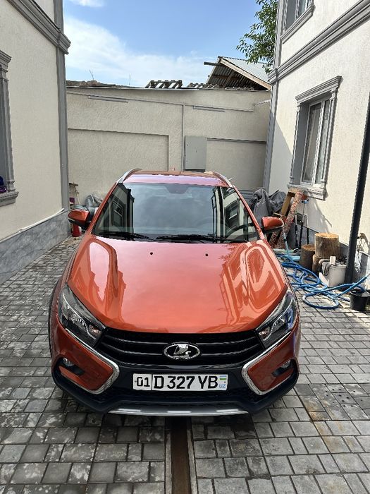 Lada Vesta SW Kross 1.8