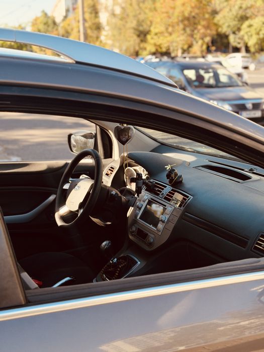 FORD Kuga 2012 — imagine 5