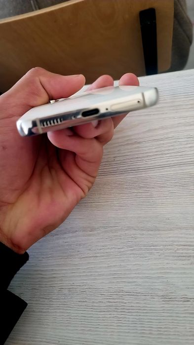 S 23 Xotira 512gb  xolati yangi narxi 4.5 million