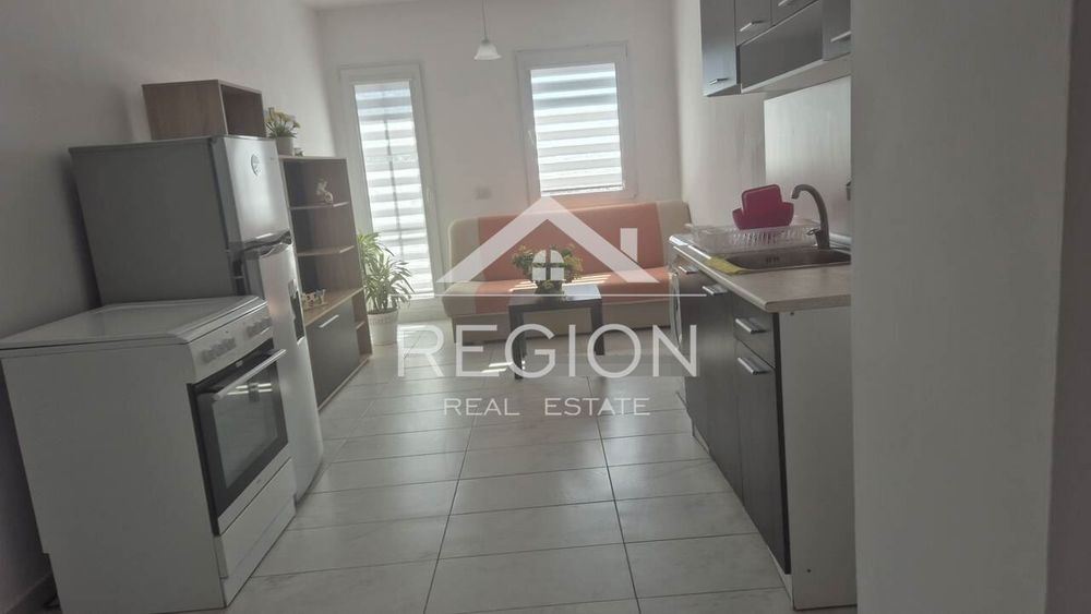 Дава се под наем Двустаен апартамент в Варна, Бриз - 55 кв.м за 433.5 € - Снимка #1