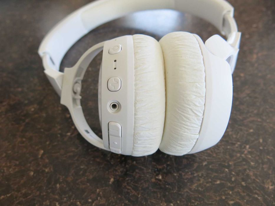 Безжични Bluetooth слушалки JBL TUNE600BTNC