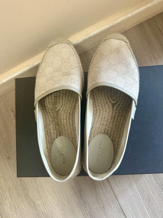 Еспадрили Gucci бежови