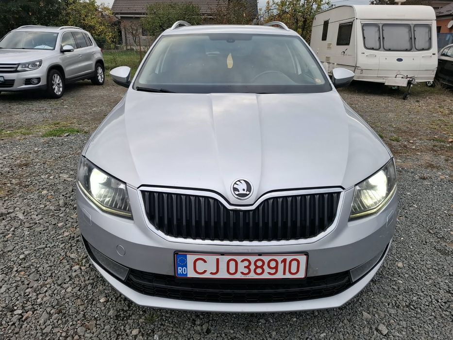 SKODA Octavia 2015 — imagine 1