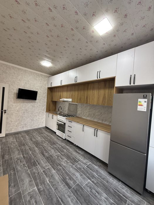 Суперда 3 хона безглухой квартира сотилади