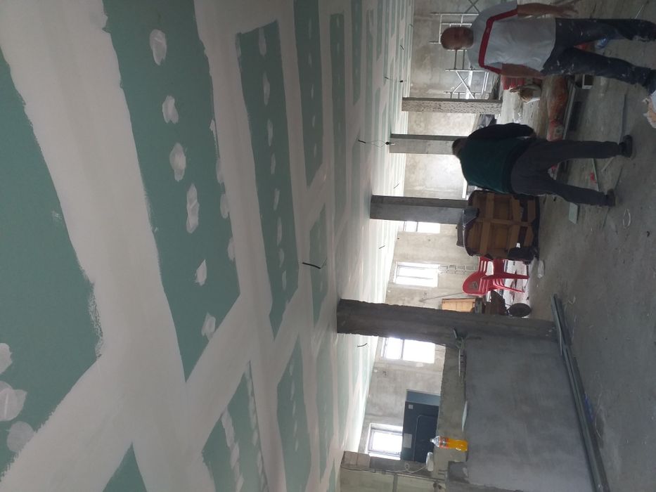 Tencuiala mecanizata