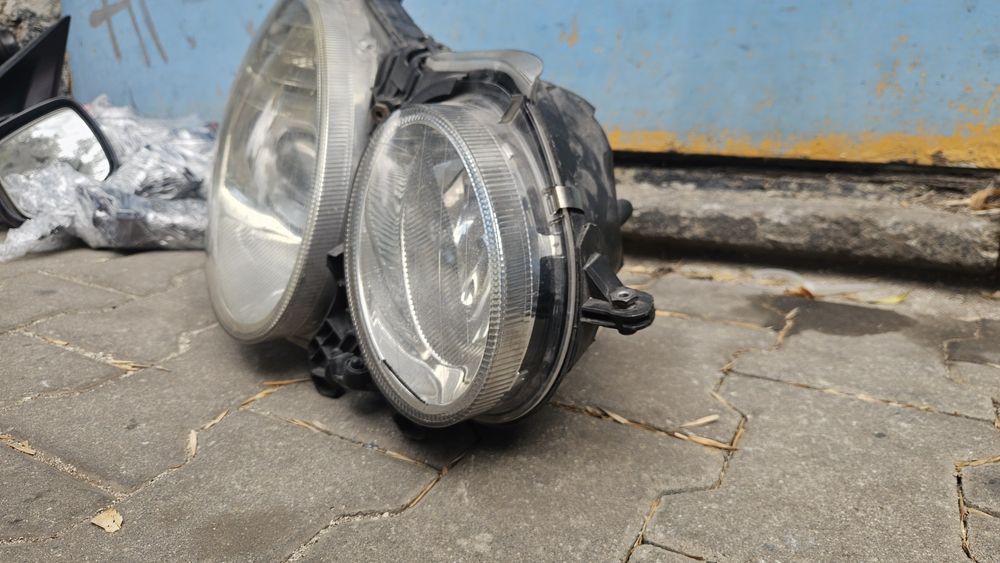 Десен HELLA Фар за Mercedes/Мерцедес w211 е класа