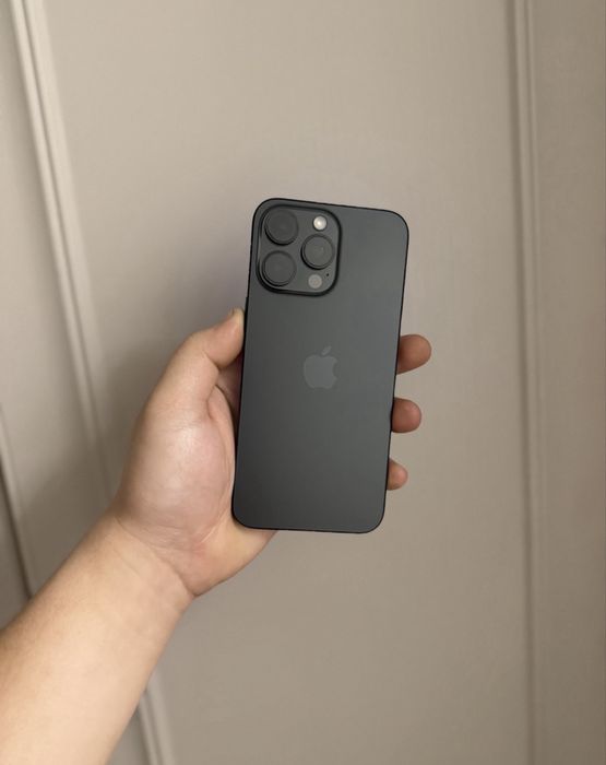 продам iPhone 15 Pro Max