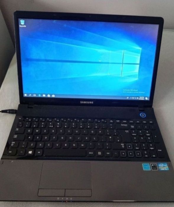 Laptop Samsung 300 E 15,6 inch