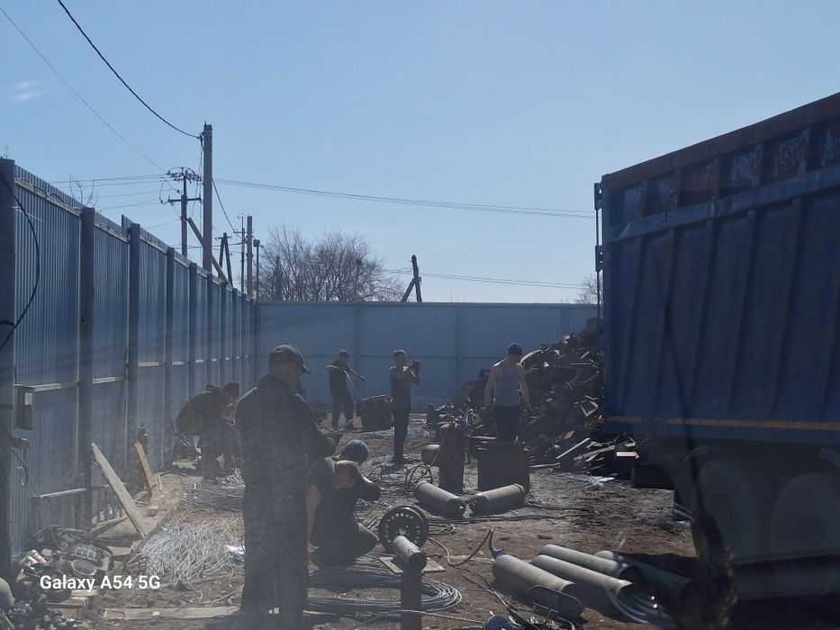 Самовывоз металла