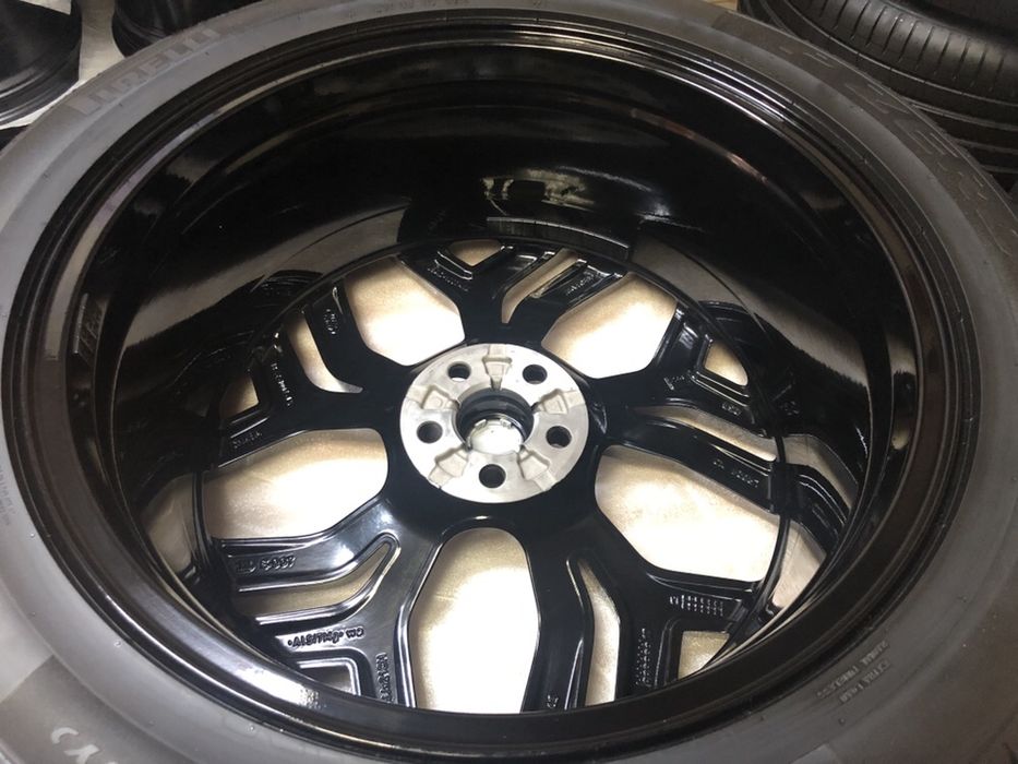 Jante Originale RR VELAR pe 21 cu anvelope vara Michelin
