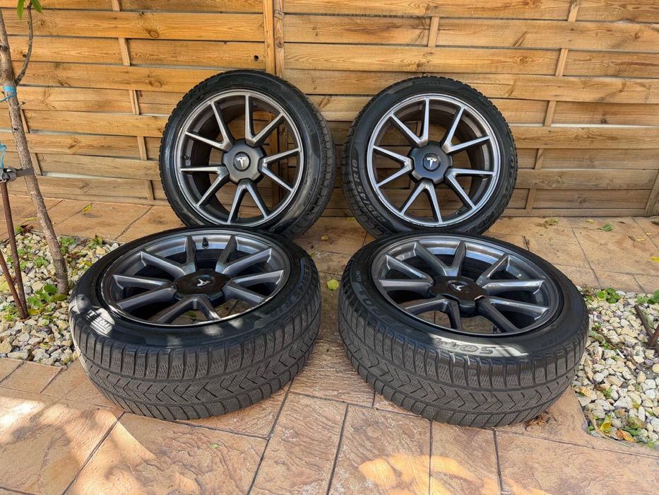 1 set roti  originale  Tesla R18 Aero