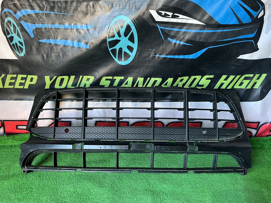 Porsche Macan 95B Grila Centrala Bara Fata