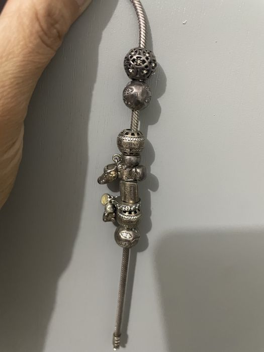 Продам Pandora с шармами