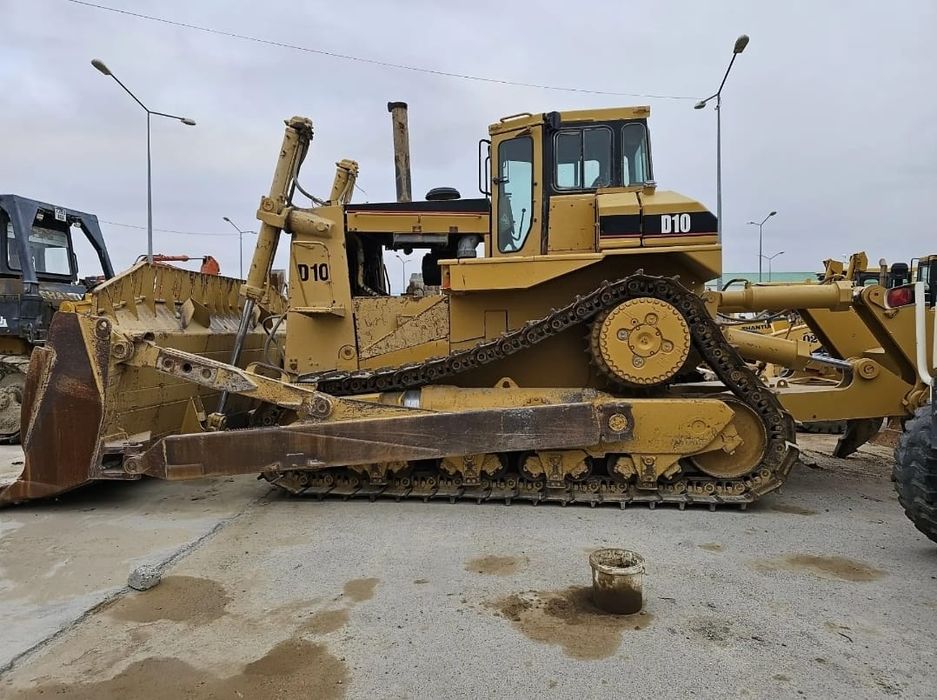 Продам Бульдозер CAT-D10R