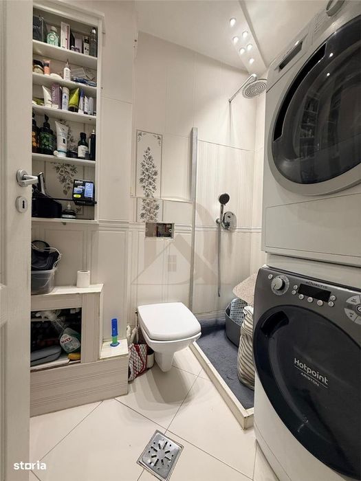 Centru Prefectura , apartament 4 camere , vedere unica !